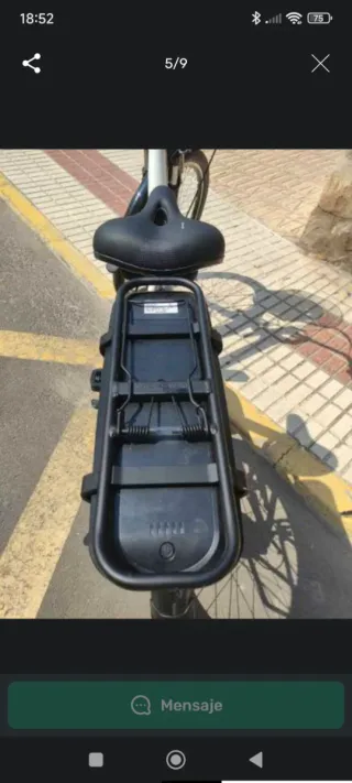 Bicicleta Eléctrica Blanca con Cesta