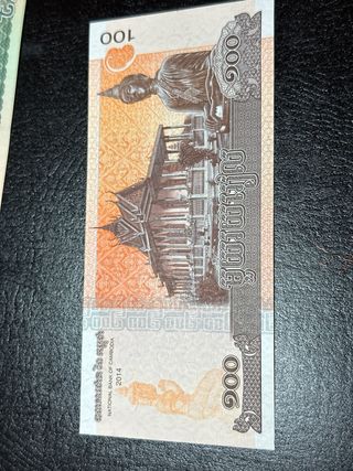 Lote monedas y billetes internacionales