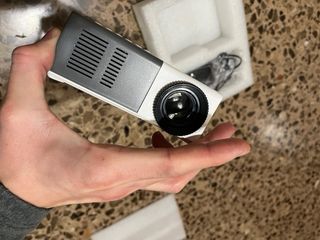 Proyector Prixton Cinema Mini 900 Lúmenes