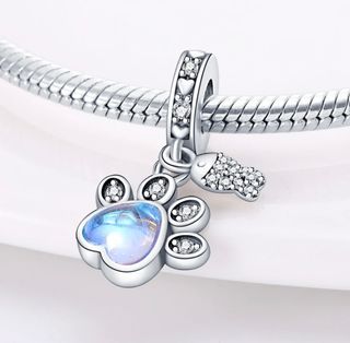 CHARM HUELLA GATO AZUL COLGANTE PARA PANDORA CAJA