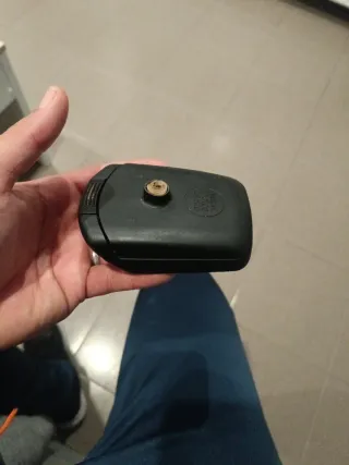 Cafetera Dolce Gusto Roja y Blanca