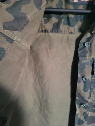 Chaqueta Camuflaje con Diseño de Leopardo