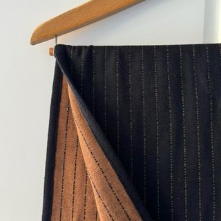 Sciarpa lana con pon pon pelliccia made in Italy