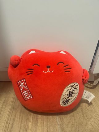 Peluche Gato de la Suerte Rojo