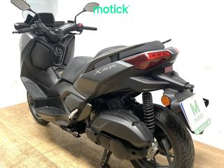 YAMAHA XMAX 125