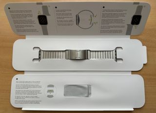 Apple Watch 38mm. Silver Stainless Steel Bracelet