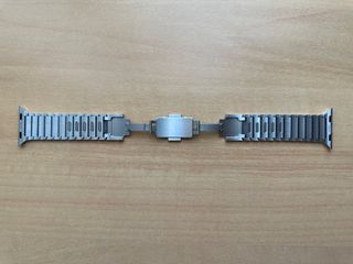 Apple Watch 38mm. Silver Stainless Steel Bracelet