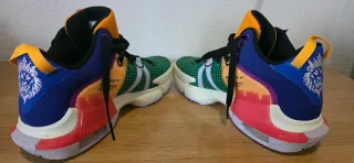 Zapatillas Nike Lebron James Talla 42 nuevas