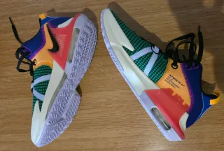 Zapatillas Nike Lebron James Talla 42 nuevas