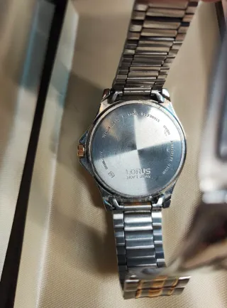 Reloj Lorus V733-9A10 Bicolor vintage años 90.