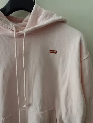 Sudadera Levi's rosa con capucha