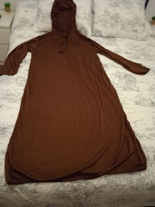 Disfraces Monje Marrón con cordón y también capa..