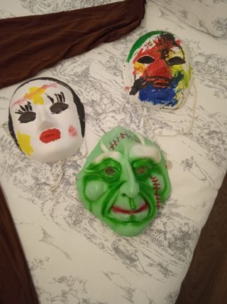 Disfraces Monje Marrón con cordón y también capa..