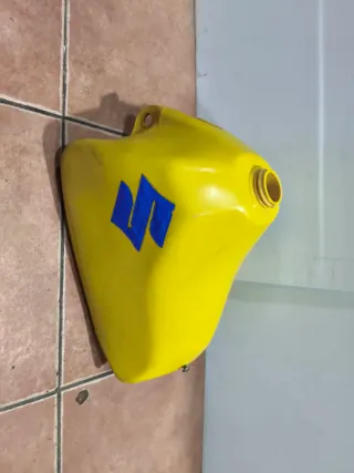 Depósito Suzuki RM80