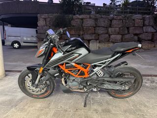 KTM Duke 125 2022