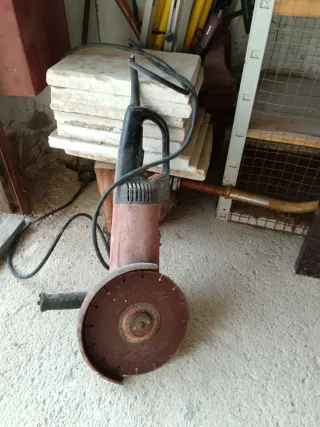 Amoladora Hilti DC 230 S