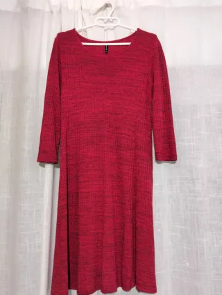 Vestido rojo Stradivarius manga 3/4