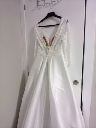 Vestido Novia Luna 2025