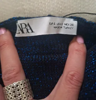 Vestido Lurex Azul Manga Larga Cuello Alto.