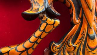 Escudo doble águila Rusia madera tallada