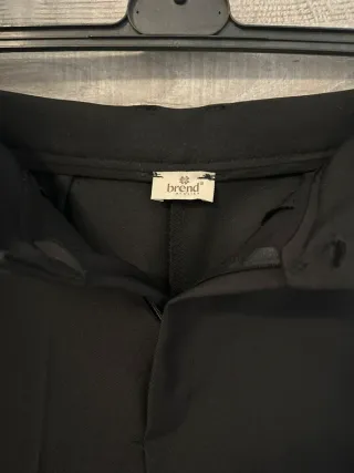 Pantaloni eleganti neri da ufficio