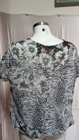 Blusa manga corta estampada