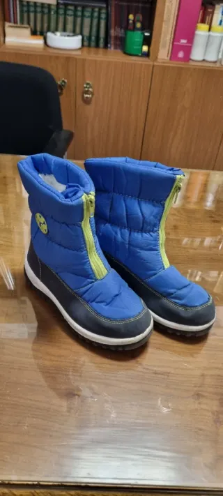 Pack Botas y Zapatillas Niño talla 32-33