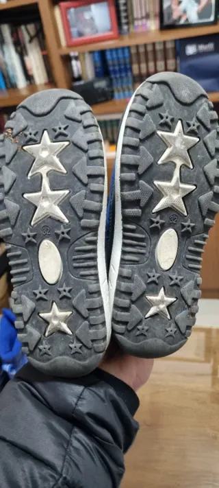 Pack Botas y Zapatillas Niño talla 32-33