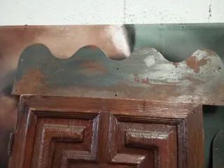 Puertas de madera tallada.. Cuarterones