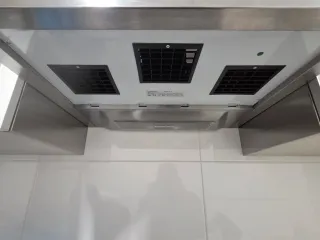 Campana extractora Cata