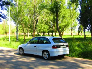 Opel Astra GSI 2.0 8v