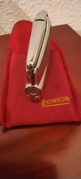 Accendino Ronson vintage cromato con fodera originale