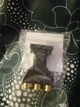 Adaptador HDMI a RCA