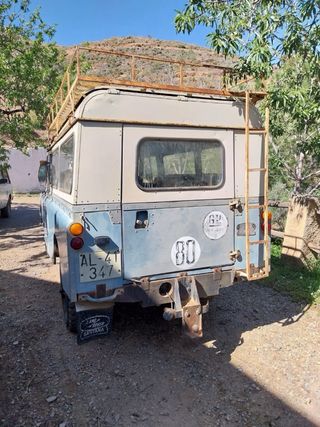 Land Rover Defender 1980
