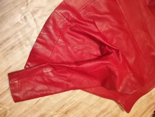 Chaqueta de cuero roja mujer