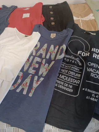 LOTE 4.Camisetas mujer talla L