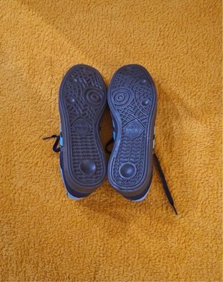 Adidas Spezial Azul Marino y Blanco