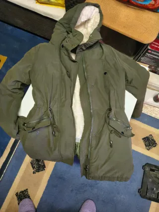 Chaqueta verde con forro sherpa