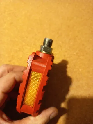 Pedal BMX BH Derecho Rojo Nuevo