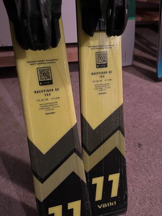 Sci Volkl Racetiger SC 153 cm 2025