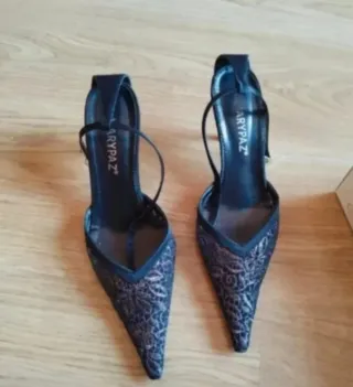 ⭐ Zapatos de fiesta Maripaz Talla 40 Negros