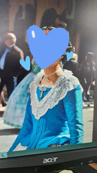 Trage de fallera blanco y azul