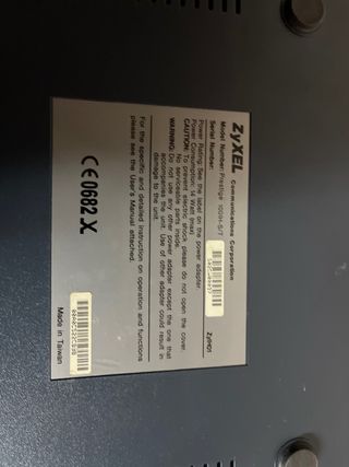 ZyXEL Prestige 100IH ISDN Hub Router