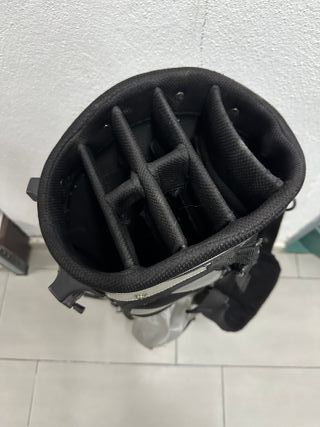 Bolsa de golf negra y gris