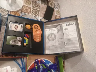 Lote 6 Juegos de Mesa (5 Segundos, Hedbanz, etc.)