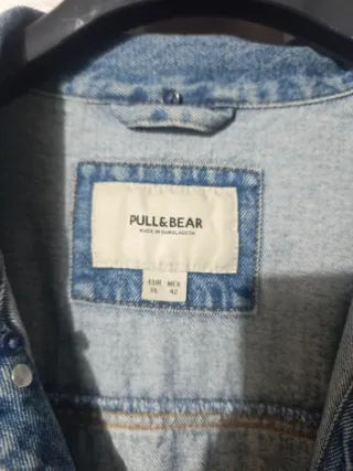 Cazadora vaquera Pull&Bear azul y gris