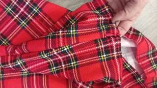 Falda Shein Talla L Cuadros Roja