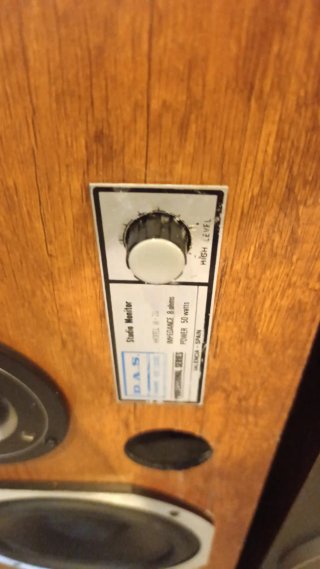 Diferentes Altavoces Hi-Fi Vintage