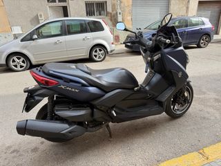 Yamaha XMAX 400cc Maxiscooter