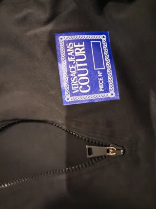 Chaqueta Versace Negra Media Cremallera